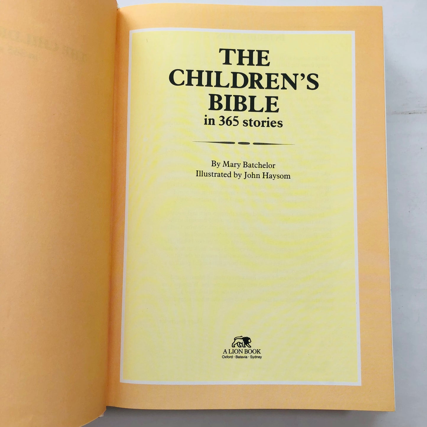 The Children's Bible in 365 Stories – A Year of Daily Bible Adventures!