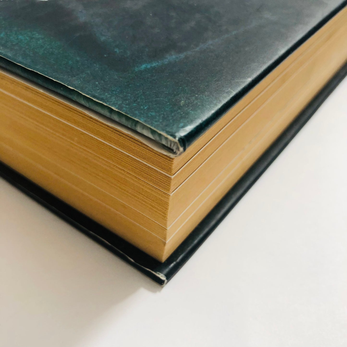 Tom Jones: Over the Top and Back – The Autobiography