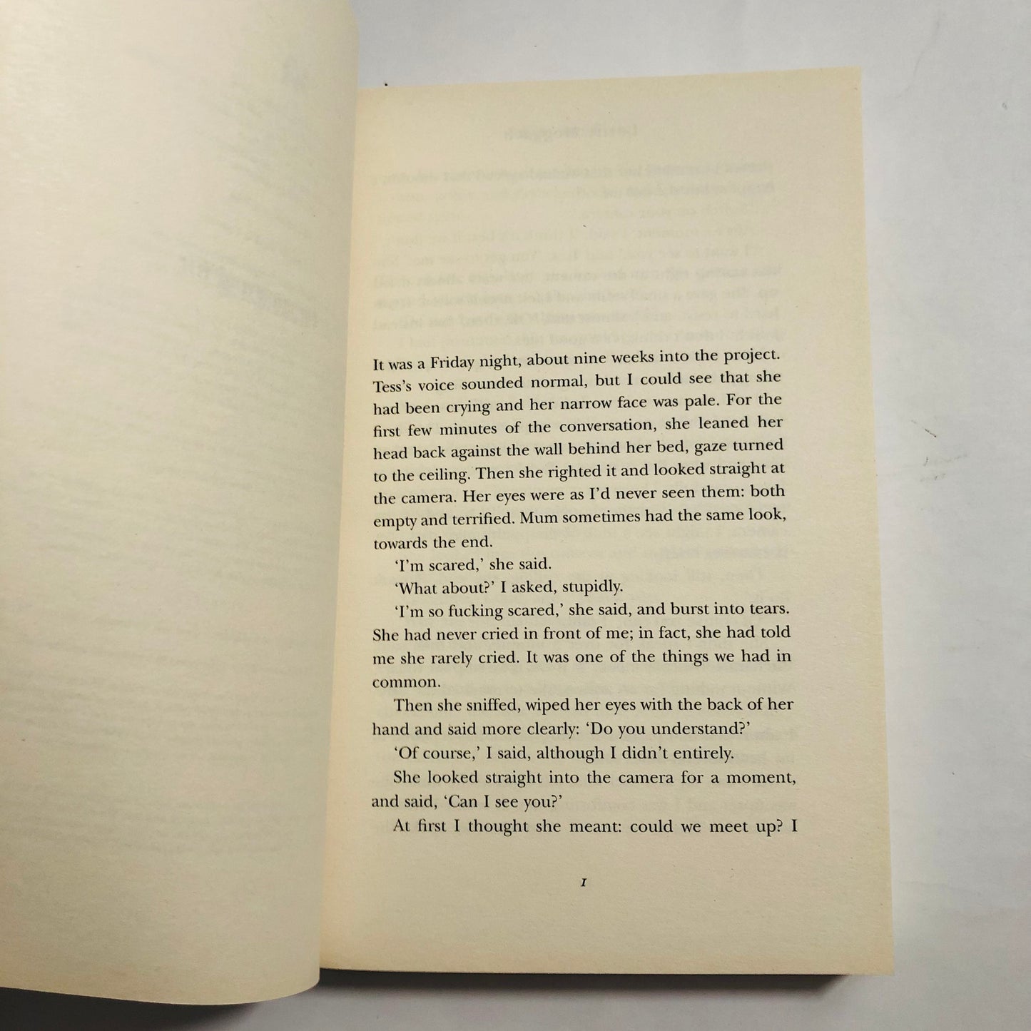 Kiss Me First – Lottie Moggach | New Paperback