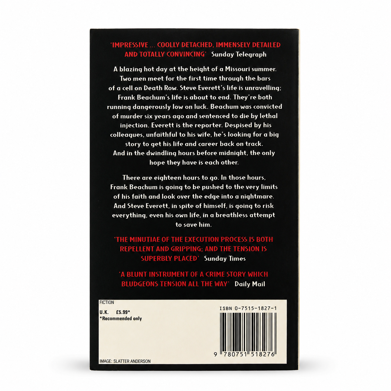 Back cover of True Crime: The Novel by Andrew Klavan showing the story synopsis, review quotes, barcode and publisher information on a paperback edition in Very Good condition with mild foxing.